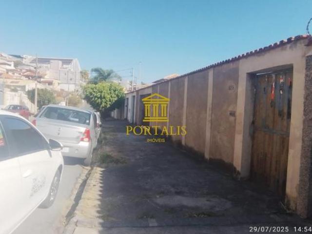Lote / Terreno à venda em Belo Horizonte, no bairro Cachoeirinha