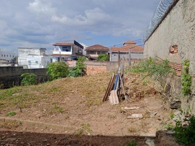 Lote / Terreno à venda em Belo Horizonte, no bairro Aparecida