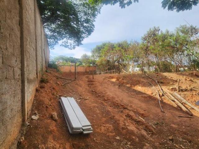 Lote / Terreno à venda em Belo Horizonte, no bairro Bandeirantes