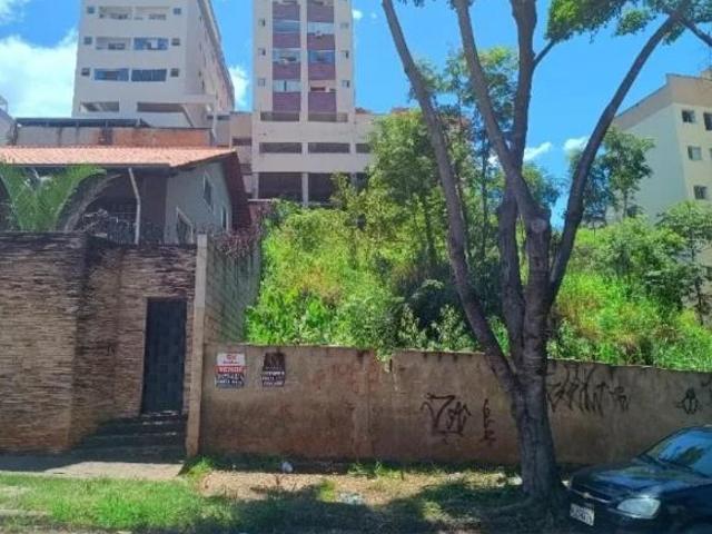 Lote / Terreno à venda em Belo Horizonte, no bairro Manacás
