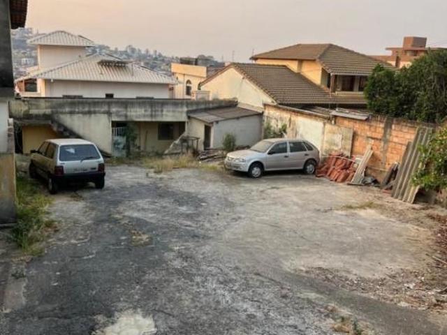 Lote / Terreno à venda em Belo Horizonte, no bairro Miramar