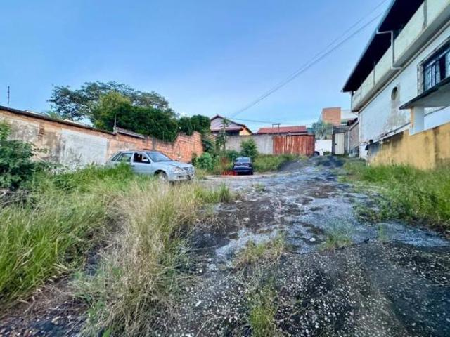 Lote / Terreno à venda em Belo Horizonte, no bairro Miramar