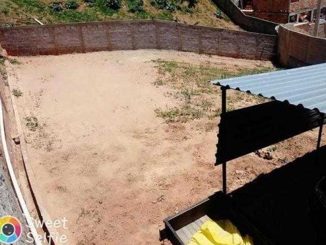 Lote / Terreno à venda em Belo Horizonte, no bairro Nova Esperança