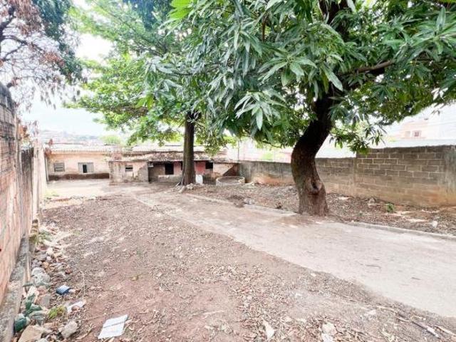 Lote / Terreno à venda em Belo Horizonte, no bairro Novo Glória