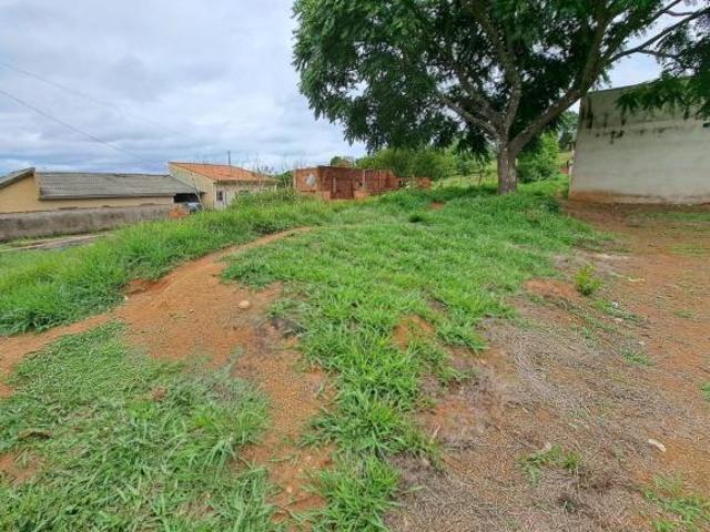 Lote / Terreno à venda em Borda Da Mata, no bairro Nossa Senhora De Fatima