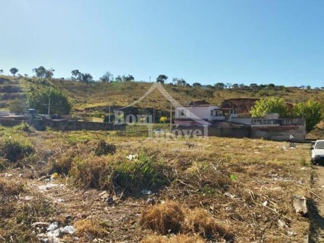 Lote / Terreno à venda em Campo Belo, no bairro Arnaldos