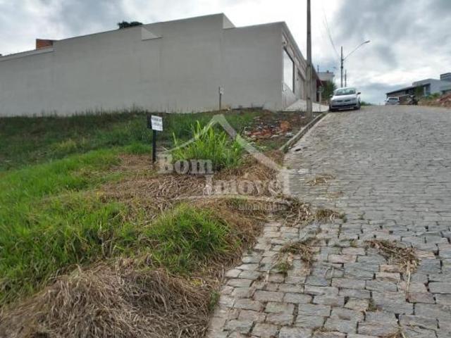Lote / Terreno à venda em Campo Belo, no bairro Bela Vista Ii
