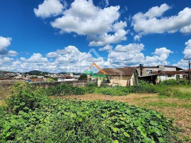 Lote / Terreno à venda em Campo Belo, no bairro Cruzeiro