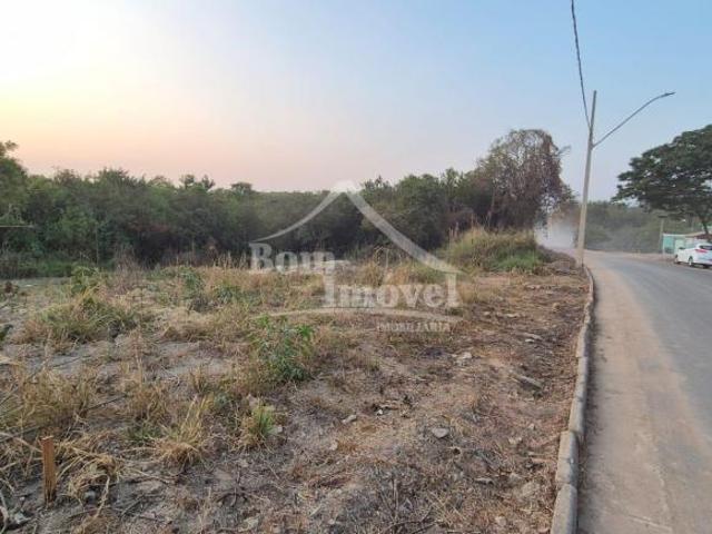 Lote / Terreno à venda em Campo Belo, no bairro Jardim Europa Ii