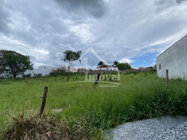 Lote / Terreno à venda em Campo Belo, no bairro Passatempo
