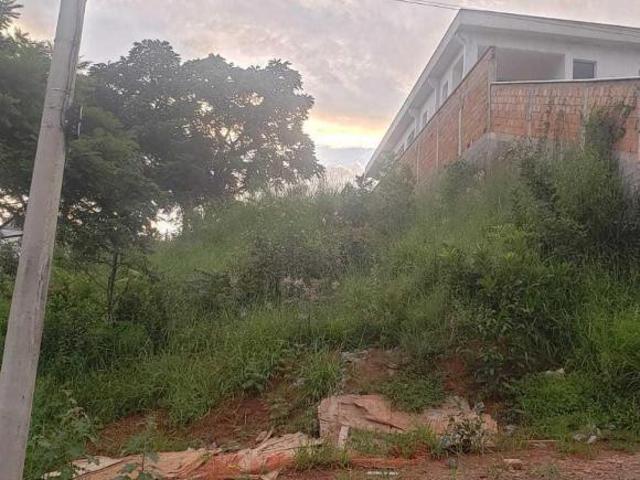 Lote / Terreno à venda em Contagem, no bairro Portal Do Sol