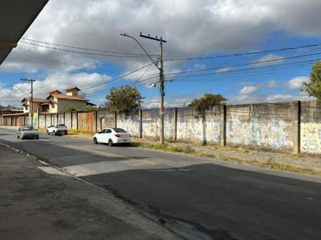 Lote / Terreno à venda em Contagem, no bairro Tropical