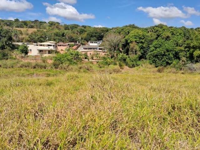 Lote / Terreno à venda em Confins, no bairro Tavares