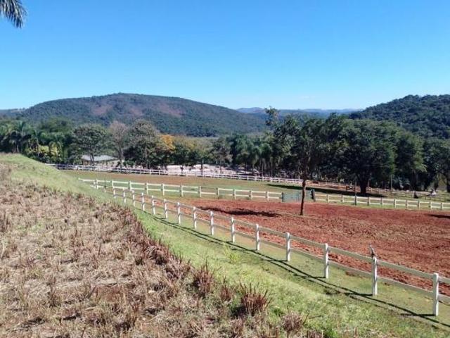 Lote / Terreno à venda em Itabirito, no bairro Centro