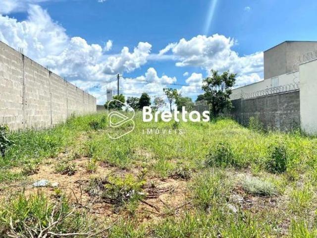 Lote / Terreno à venda em Lavras, no bairro Alta Villa Lavras