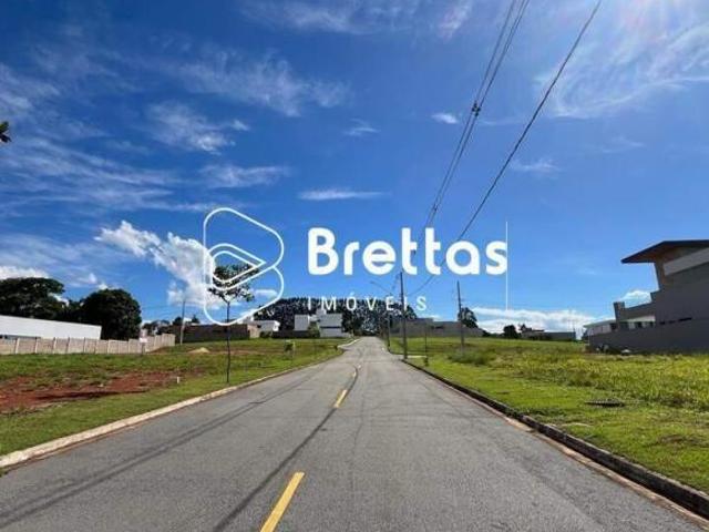 Lote / Terreno à venda em Lavras, no bairro Condomínio Dharma Ville