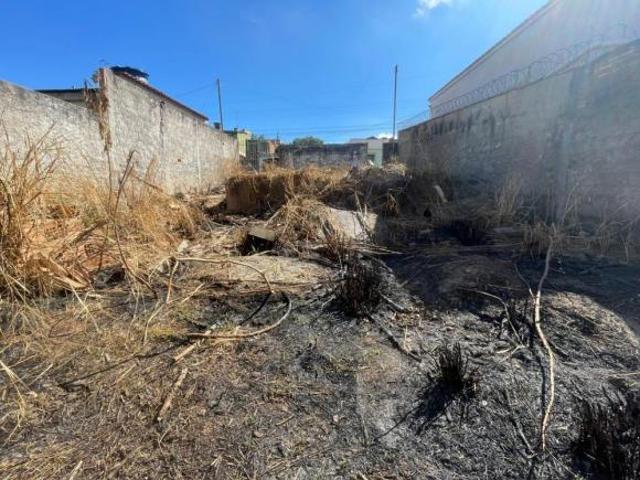 Lote / Terreno à venda em Lavras, no bairro Cruzeiro Do Sul