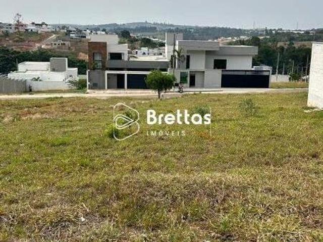 Lote / Terreno à venda em Lavras, no bairro Residencial Santana