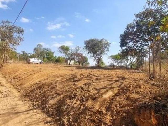 Lote / Terreno à venda em Mário Campos, no bairro Bom Jardim