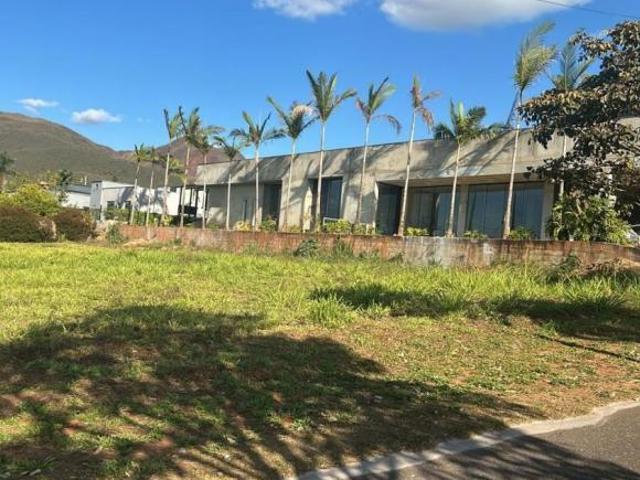 Lote / Terreno à venda em Mário Campos, no bairro Serra Bandeirantes