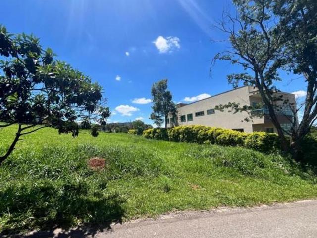 Lote / Terreno à venda em Mário Campos, no bairro Serra Bandeirantes