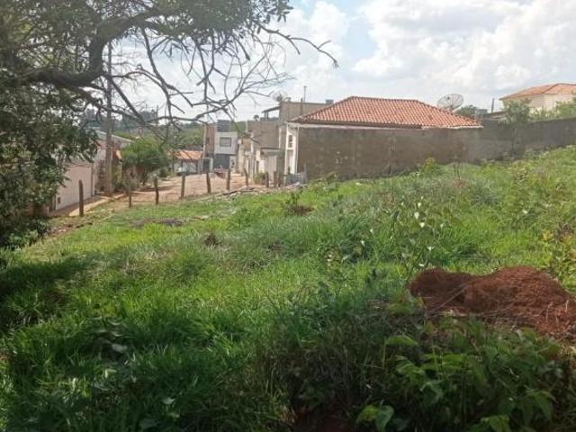 Lote / Terreno à venda em Nepomuceno, no bairro Vila Marina