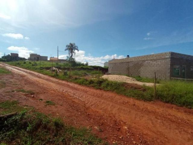 Lote / Terreno à venda em Nepomuceno, no bairro Asa Campo Limpo