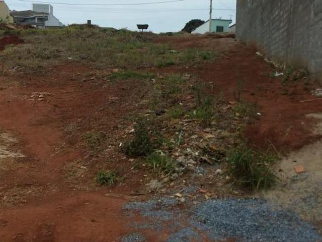Lote / Terreno à venda em Nepomuceno, no bairro Jardim Itália