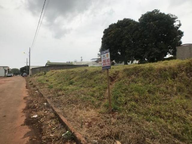 Lote / Terreno à venda em Nepomuceno, no bairro Jardim Itália