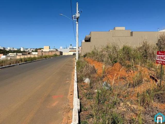 Lote / Terreno à venda em Piumhi, no bairro Morada Do Sol
