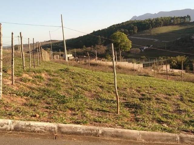 Lote / Terreno à venda em Santa Bárbara, no bairro Vila Da Serra