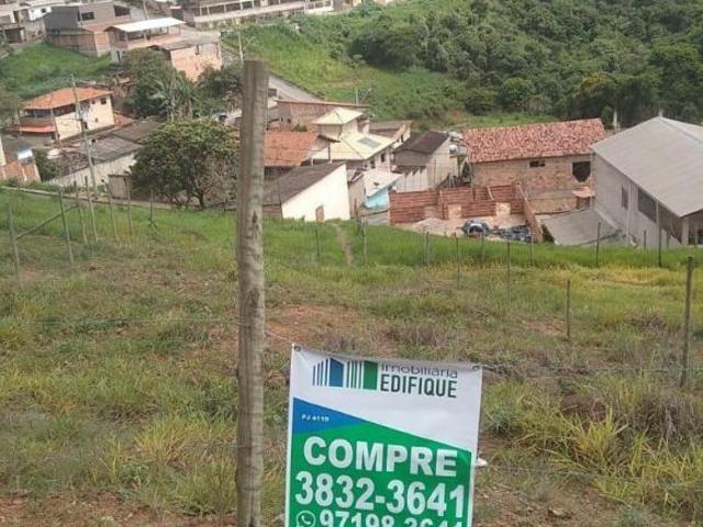 Lote / Terreno à venda em Santa Bárbara, no bairro São Vicente