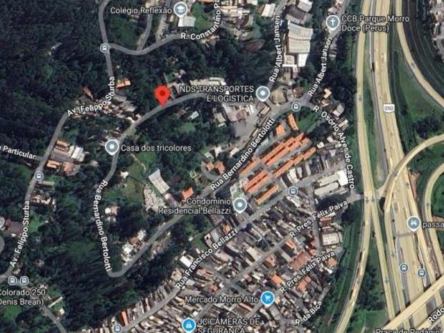 Lote / Terreno em Jardim Jaragua São Paulo