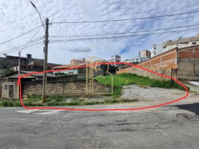 Lote / Terreno em Jardim Quisisana Poços de Caldas