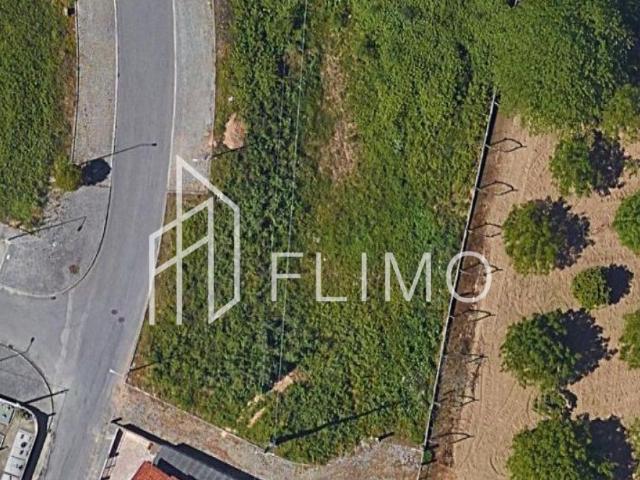 Lote Terreno para Prédio 15 Frações Argoncilhe