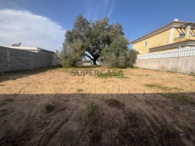 Lote Urbano Exclusivo em Azeitão | 470 m²