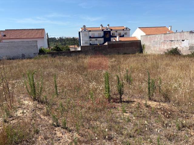 Lote Urbano para Construção de Moradia Excelente Localização na Costa de Prata