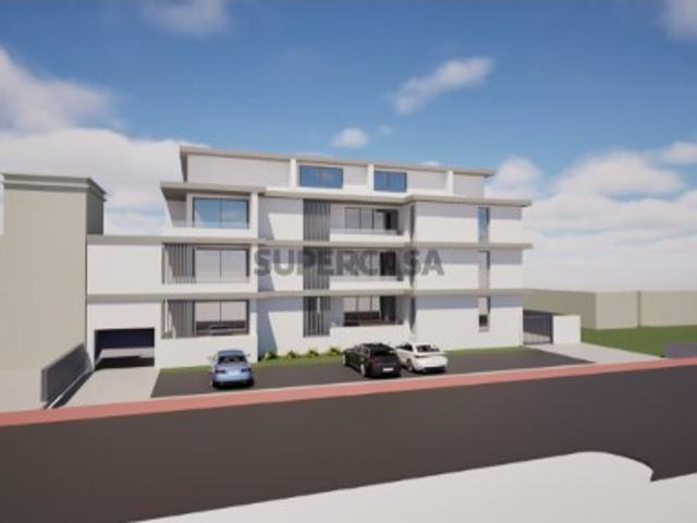 Lote Urbano Rio Maior*RIOMAGIC