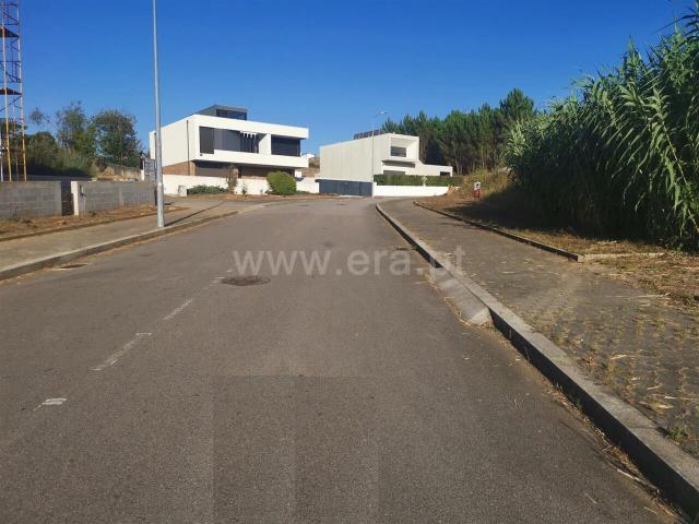 Lote / Vila Nova de Gaia, Pedroso e Seixezelo