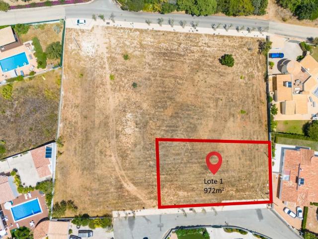Lote 1 | Terreno Urbano com 972 m² para Construção | Monte Lemos | Praia da Luz