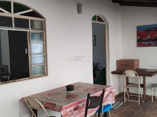 LOTE 360 M2 COM 04 MORADIAS