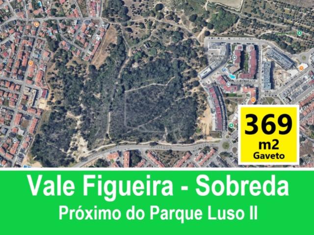 Lote 369 m2 em Vale Figueira Sobreda