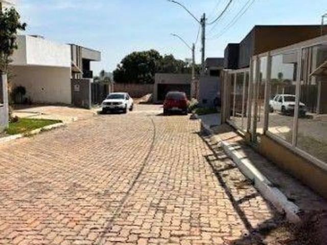 LOTE 390M² ARNIQUEIRAS 12M DE FRENTE CONDOMINIO FECHADO