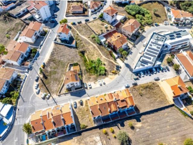 LOTE 47 | AZAMBUJA O LUGAR CERTO PARA CONSTRUIR