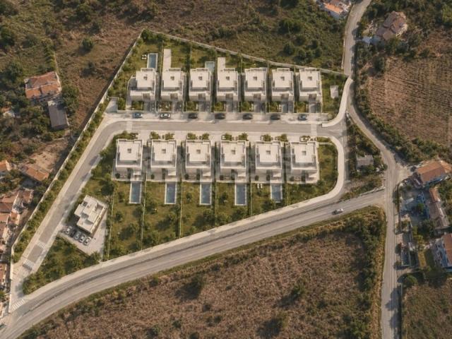 Lote 601 m2 para construção de moradia com 2 pisos e garagem em Torres Vedras