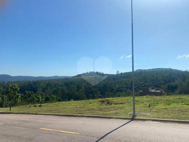 Loteamento à venda em Tamboré SP