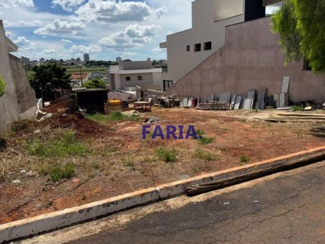 Loteamento e Condomínio para venda em Residencial Floresta