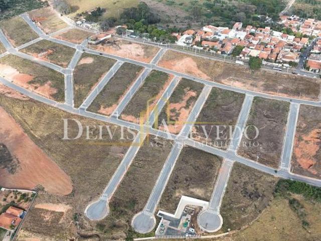 LOTES À VENDA EM BOTELHOS MG