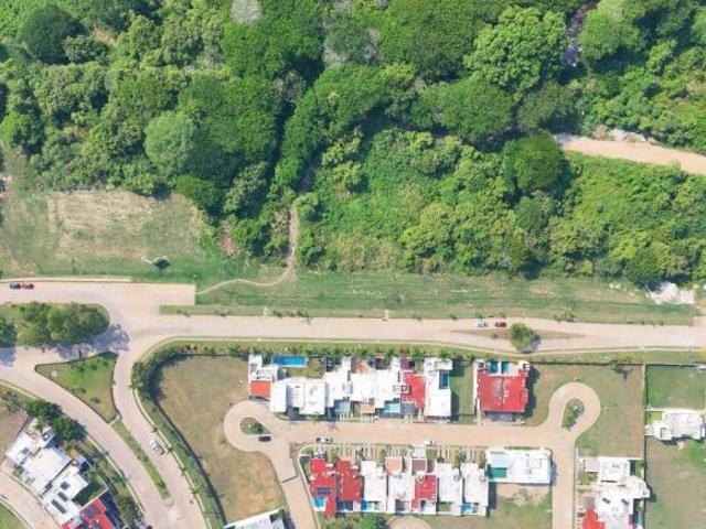 LOTES COMERCIALES EN VENTA EN REAL CAMPESTRE F 762