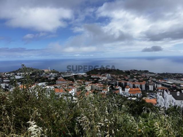 Lotes de terreno no Pico das Romeiras, Funchal